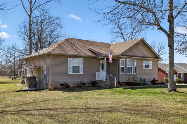 112 Switchboard Rd, Portland, TN 37148