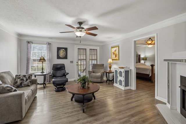 112 Switchboard Rd, Portland, TN 37148