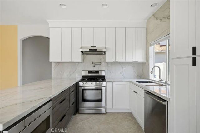 39992 Milos Court, Murrieta, CA 92563