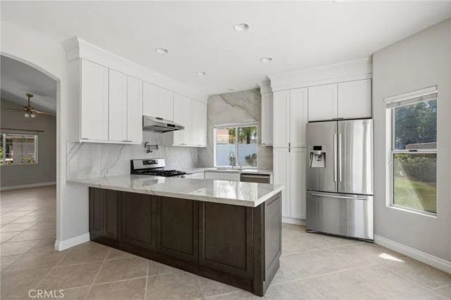 39992 Milos Court, Murrieta, CA 92563