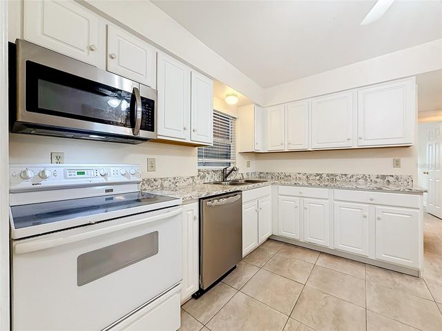 6430 83RD AVENUE N, Pinellas Park, FL 33781