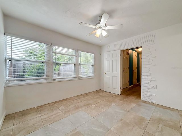 6430 83RD AVENUE N, Pinellas Park, FL 33781