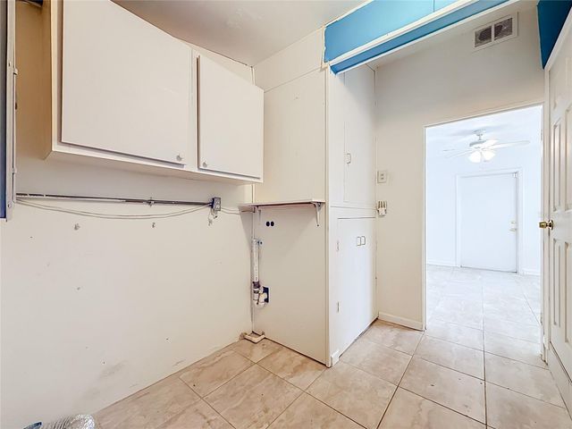 6430 83RD AVENUE N, Pinellas Park, FL 33781