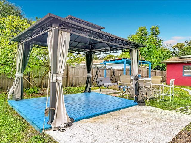6430 83RD AVENUE N, Pinellas Park, FL 33781