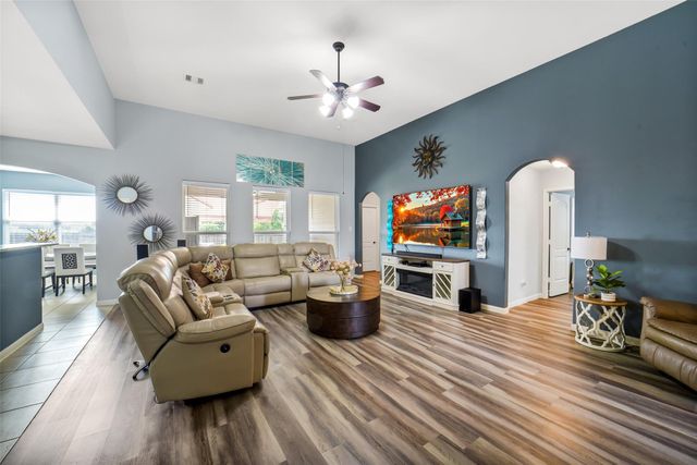 20611 Silver Tea Avenue, Hockley, TX 77447