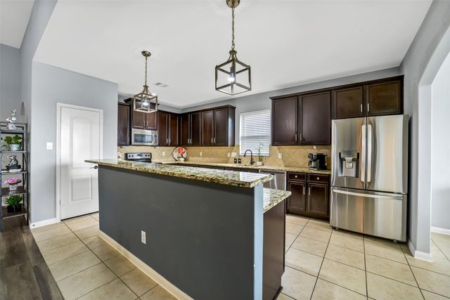 20611 Silver Tea Avenue, Hockley, TX 77447