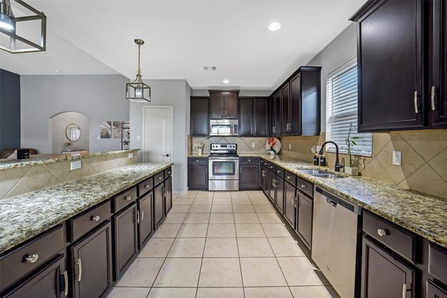 20611 Silver Tea Avenue, Hockley, TX 77447