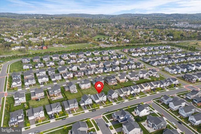 1114 LACONIAN ST SE, Leesburg, VA 20175