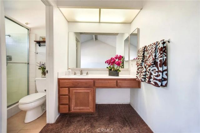 2046 W Ontario, Corona, CA 92882