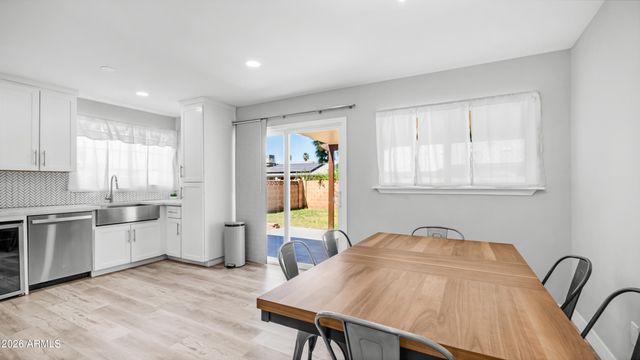 5238 W ACAPULCO Lane, Glendale, AZ 85306