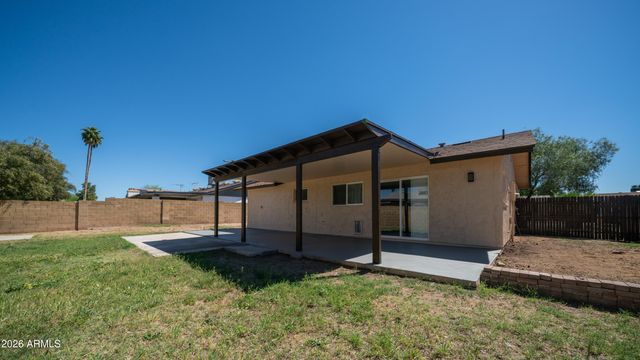 5238 W ACAPULCO Lane, Glendale, AZ 85306