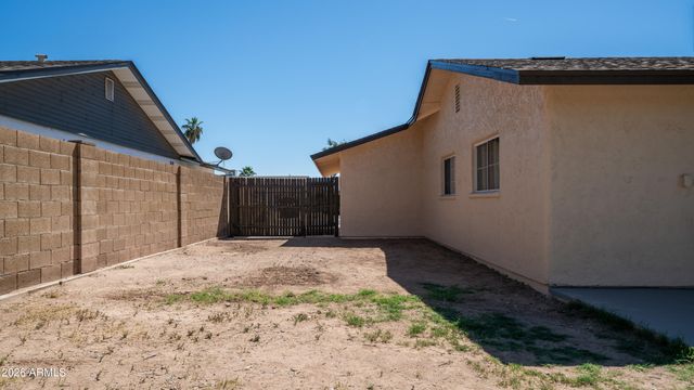 5238 W ACAPULCO Lane, Glendale, AZ 85306