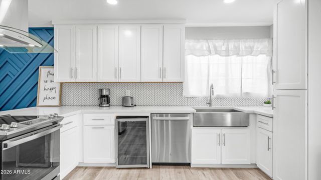 5238 W ACAPULCO Lane, Glendale, AZ 85306