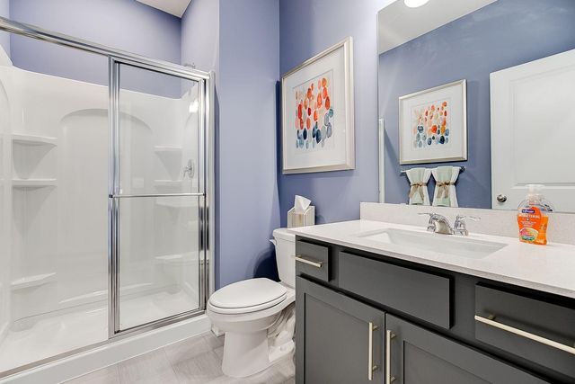 1717 Oak Creek Pass, Chaska, MN 55318