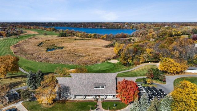 1717 Oak Creek Pass, Chaska, MN 55318