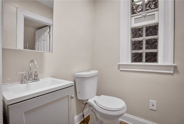 5404 Black St, Garfield, PA 15206