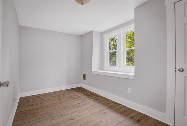 5404 Black St, Garfield, PA 15206