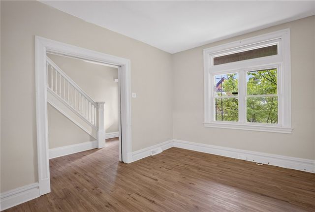 5404 Black St, Garfield, PA 15206