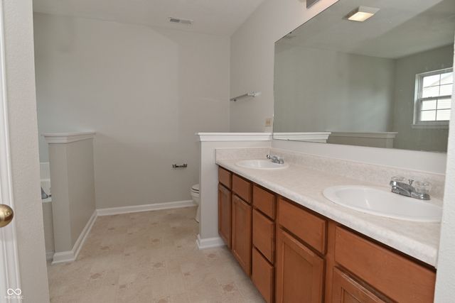 11628 Stoeppelwerth Drive, Indianapolis, IN 46229