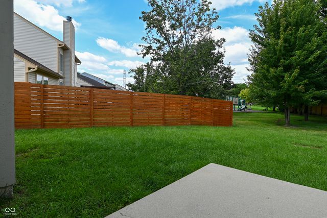 11628 Stoeppelwerth Drive, Indianapolis, IN 46229