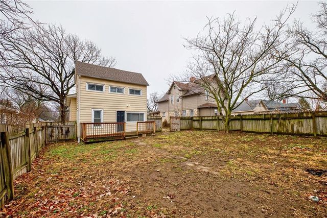 1212 N Spring Street, Independence, MO 64050