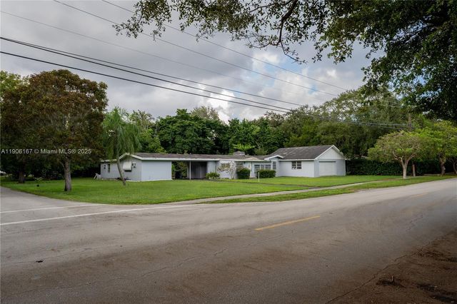 8045 SW 128th St, Pinecrest, FL 33156