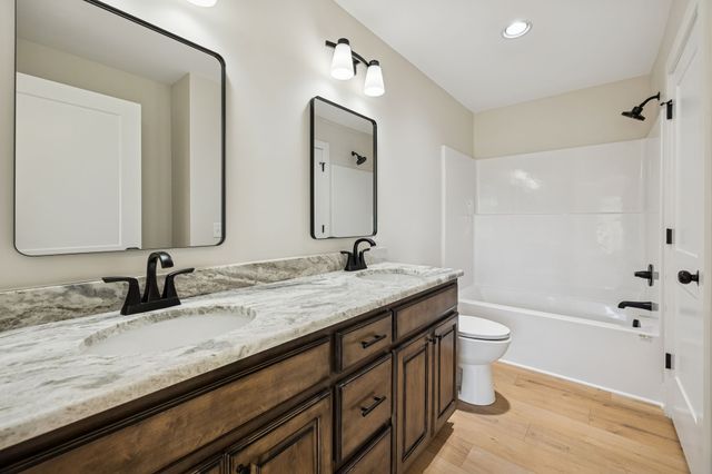 306 Leigh Anna Circle, Lafayette, TN 37083