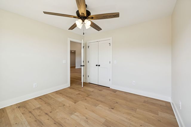 306 Leigh Anna Circle, Lafayette, TN 37083