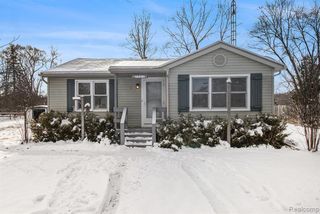 5901 Burdick Road, Lapeer, MI 48446