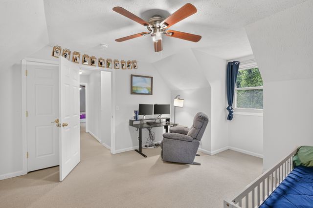 1011 Valley Ln, White House, TN 37188