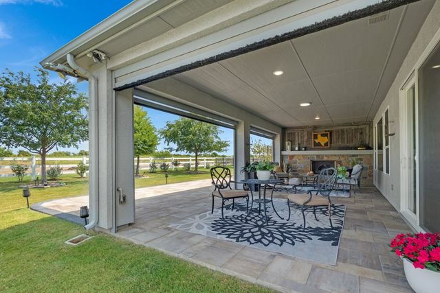 12424 Blue Granite Drive, Denton, TX 76207