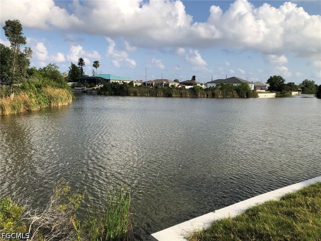 27 SW 14th AVE, Cape Coral, FL 33991