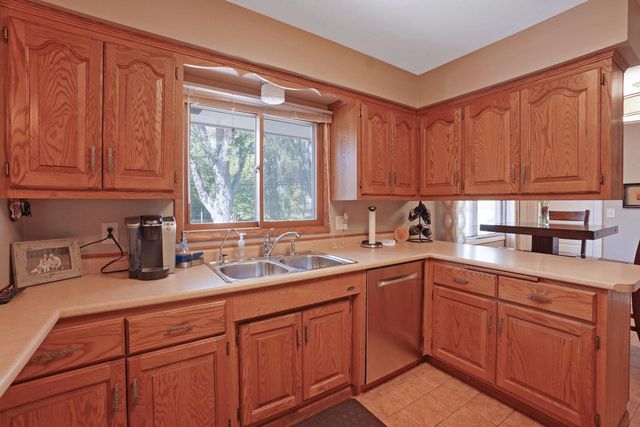 4685 N 150th STREET, Brookfield, WI 53005