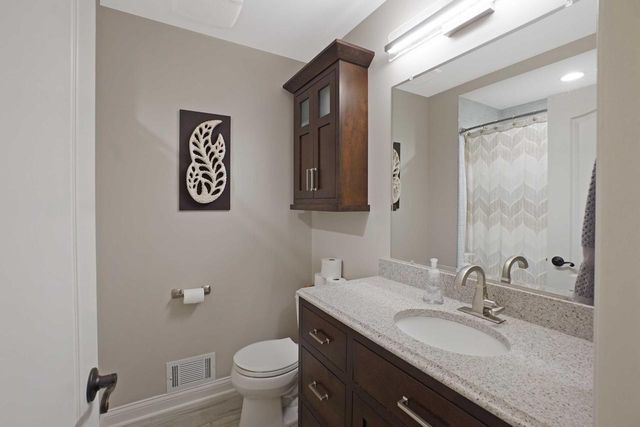 4685 N 150th STREET, Brookfield, WI 53005