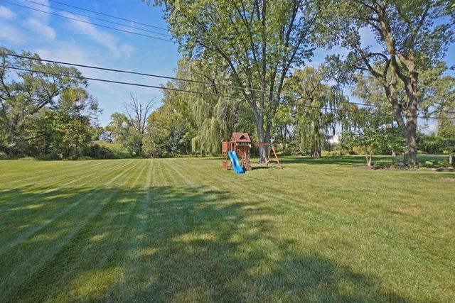 4685 N 150th STREET, Brookfield, WI 53005