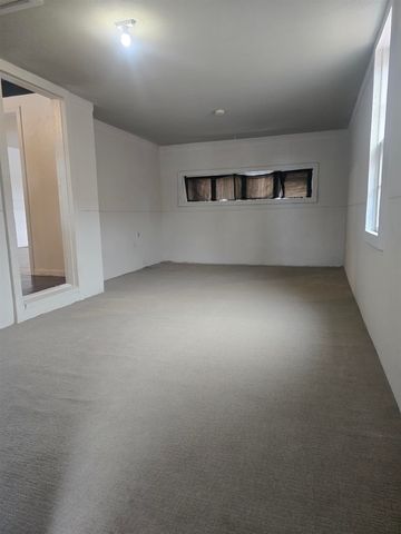 2018 S Washington, Wichita, KS 67211