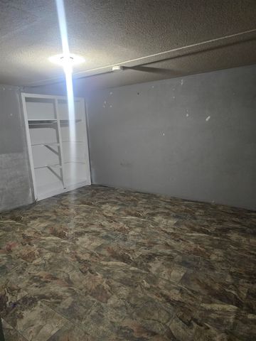 2018 S Washington, Wichita, KS 67211