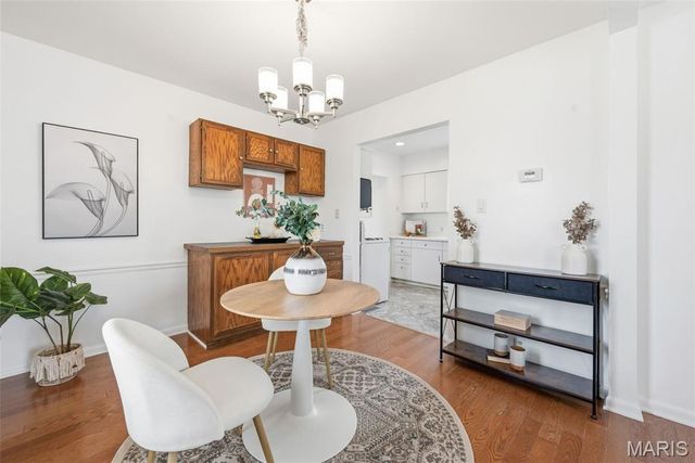 3539 Summit Avenue, St Louis, MO 63129