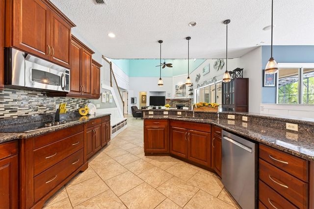 2756 LAKE PICKETT PLACE, Chuluota, FL 32766