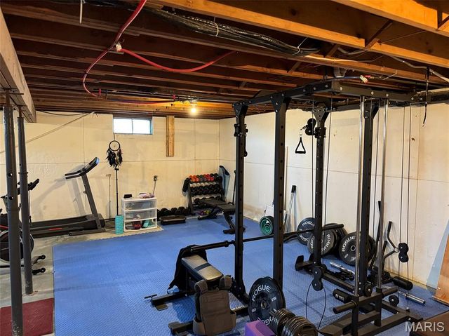 729 W Court Street, Kahoka, MO 63445