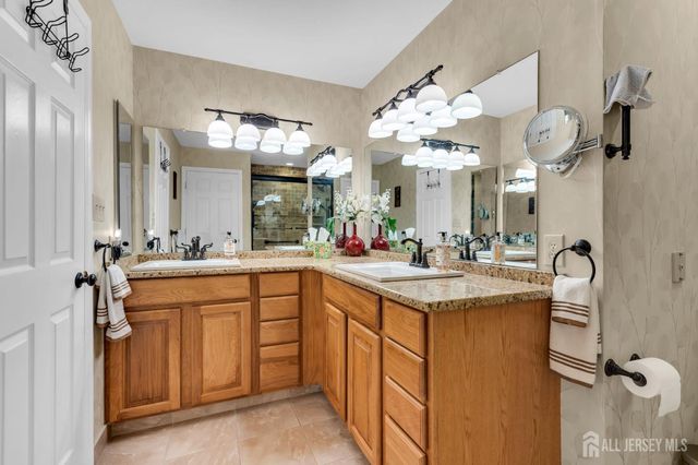 63 Winthrop Road G, Monroe, NJ 08831