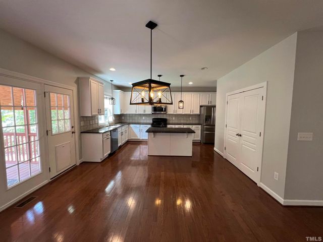 332 Covenant Rock Lane, Holly Springs, NC 27540