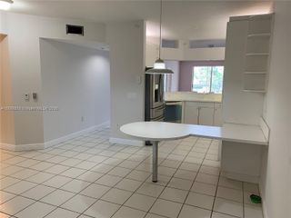 10730 NW 66th St 203, Doral, FL 33178