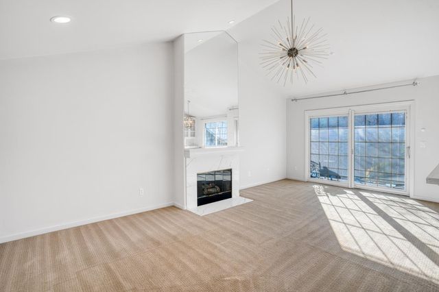 20 Willow Road 26, Menlo Park, CA 94025