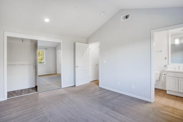 20 Willow Road 26, Menlo Park, CA 94025