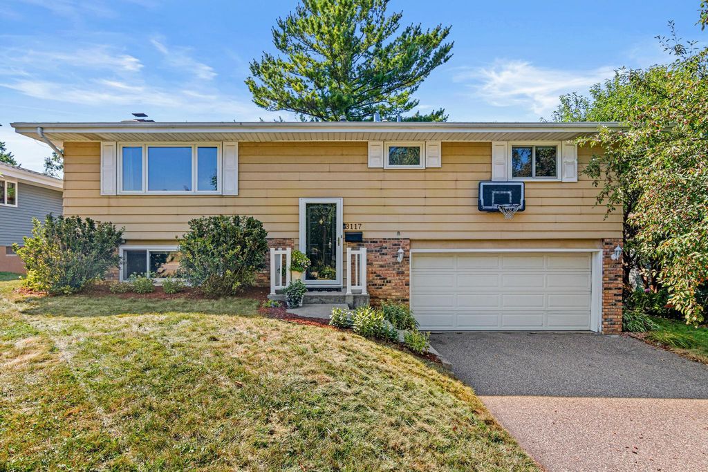3117 Jersey Avenue N, Crystal, MN 55427