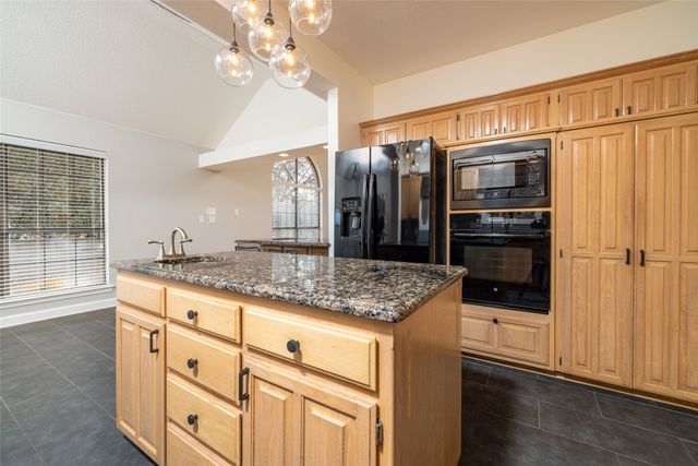 207 Pebble Beach Drive, Trophy Club, TX 76262