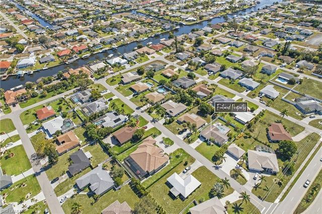 908 SE 21st TER, Cape Coral, FL 33990