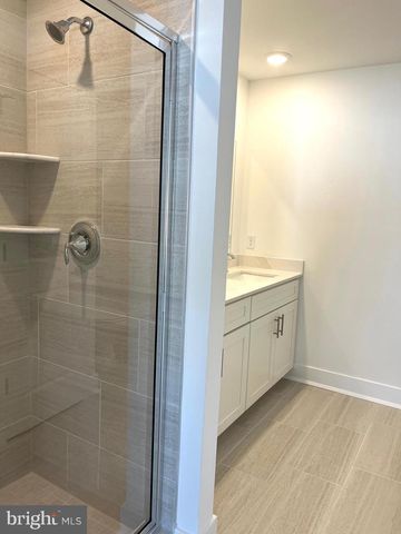 119 STOUTSBURG BLVD, Pennington, NJ 08534