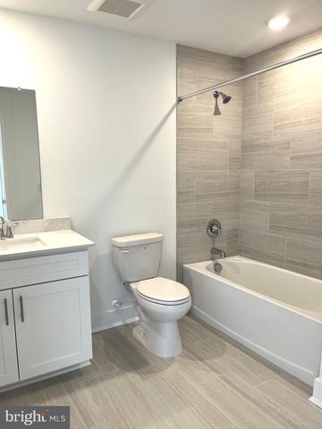 119 STOUTSBURG BLVD, Pennington, NJ 08534